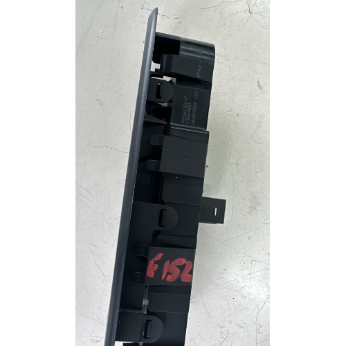96565184XT PULSANTIERA ANTERIORE DESTRA PEUGEOT 308 1.6 D 66KW 2009