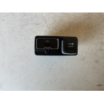 07357049630 PRESA USB 19-23 Jeep Renegade OEM