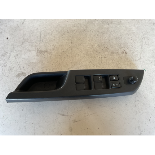 68L2 PULSANTIERA COMANDO ALZAVETRO ANTERIORE SINISTRA SUZUKI SWIFT 1.3 D 55KW 2011 