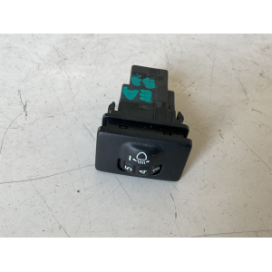 84152-0D090 COMANDO INTERRUTTORE PEUGEOT 108 1.0 B 51KW 2018
