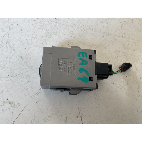 8V4T-19K314-AB 8V4T-19K314-AB COMANDO REGOLAZIONE SEDILE ANTERIORE RISCALDABILE FORD KUGA 2010