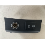 735630969 PRESA ATTACCO AUX USB ACCENDI SIGARI FIAT TIPO 1.3 D 70KW 2018