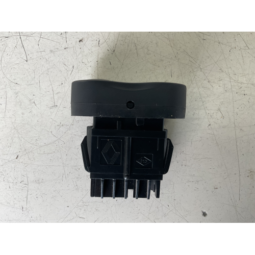 E23111-15 COMANDO INTERRUTTORE DACIA SANDERO 1.5 D 65KW 2011