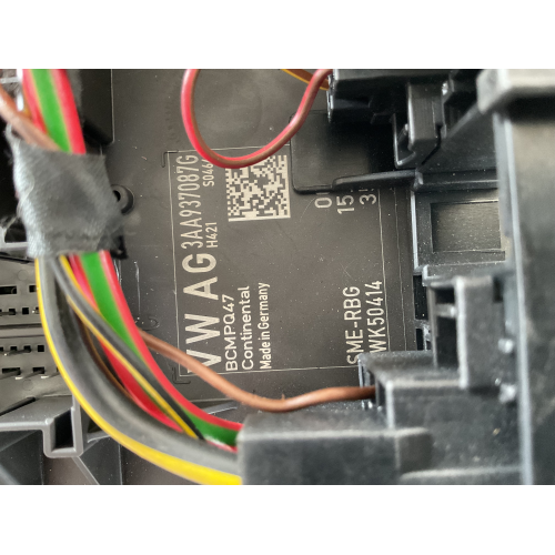 3AA937087G CENTRALINA SCATOLA PORTA FUSIBILI VOLKSWAGEN PASSAT 3C 2.0 D 103KW 2012 CFF