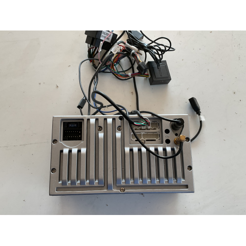 RADIO CON NAVIGATORE VOLKSWAGEN GOLF VI POLO PASSAT NON ORIGINALE 