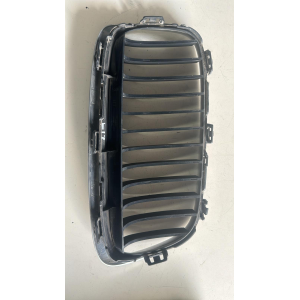 51.13 7 300 543 GRIGLIA PARAURTI ANTERIORE SINISTRA BMW SERIE 2 1.6 D 85KW 2015 216D B37C15A 51.13 7 379 609 