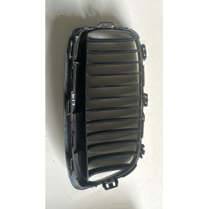 51.13 7 300 543 GRIGLIA PARAURTI ANTERIORE SINISTRA BMW SERIE 2 1.6 D 85KW 2015 216D B37C15A 51.13 7 379 609 