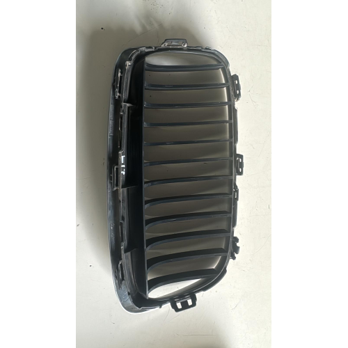 51.13 7 300 543 GRIGLIA PARAURTI ANTERIORE SINISTRA BMW SERIE 2 1.6 D 85KW 2015 216D B37C15A 51.13 7 379 609 