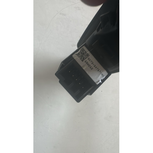 GX73-14717-AC PULSANTE COMANDO ALZAVETRO POSTERIORE SINISTRO JAGUAR XE 2.0 D 132KW 2016