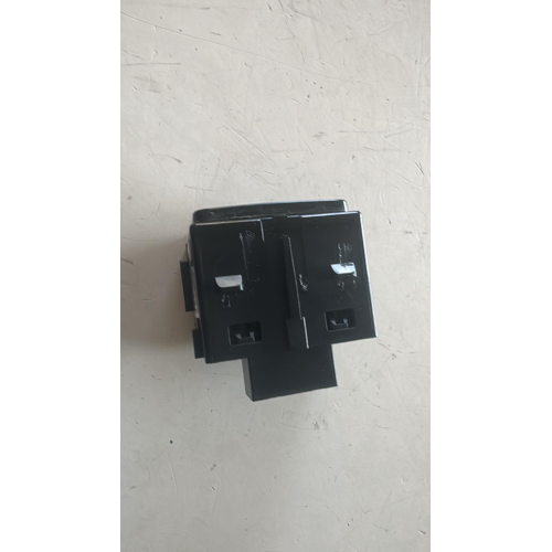 GX73-14017-EC COMANDO INTERRUTTORE CHIUSURA PORTE JAGUAR XE 2.0 D 132KW 2016 204DTD