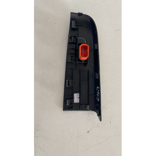 ET76-240A40-BF PULSANTIERA COMANDO ALZAVETRO FORD TRANSIT COURIER 1.5 TDCI 75 CV 55KW 2020 XWCA
