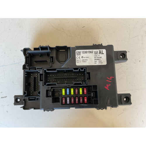 13301562 CENTRALINA PORTAFUSIBILI OPEL CORSA D 1.2 B 59KW 2009