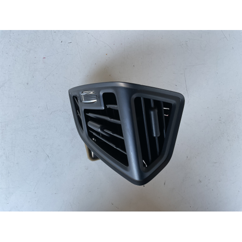 07464-000 BOCCHETTA DIFFUSORE ARIA FORD KUGA 2.0 D 103KW ANNO 2015