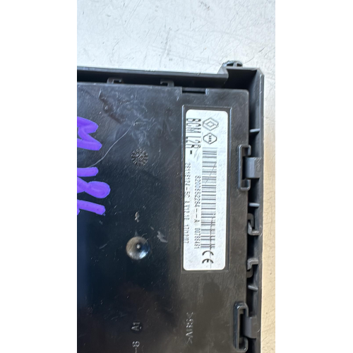 8200652284 CENTRALINA SCATOLA PORTA FUSIBILI RENAULT MODUS 1.2 B 55KW 2008