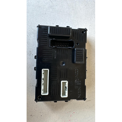 284B2BC520 CENTRALINA SCATOLA PORTA FUSIBILI NISSAN MICRA K12 1.2 B 59KW 2006 21677742-7H 00186801