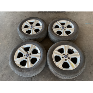 CJ5C-1007-B2B SET DI 4 CERCHI IN LEGA Ford Kuga II DM2 17  7,5JX17 ET52,5 5X108 GOMME IN REGALO