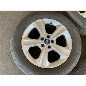 CJ5C-1007-B2B SET DI 4 CERCHI IN LEGA Ford Kuga II DM2 17  7,5JX17 ET52,5 5X108 GOMME IN REGALO