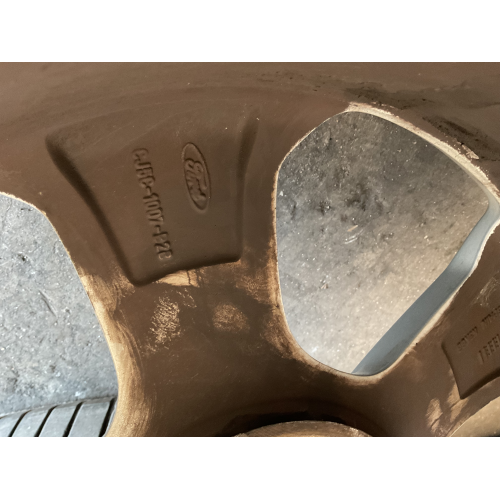 CJ5C-1007-B2B SET DI 4 CERCHI IN LEGA Ford Kuga II DM2 17  7,5JX17 ET52,5 5X108 GOMME IN REGALO
