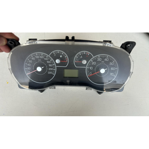 QUADRO STRUMENTI VEGLIA CONTACHILOMETRI FIAT GRANDE PUNTO 1.2 B 48KW 2006
