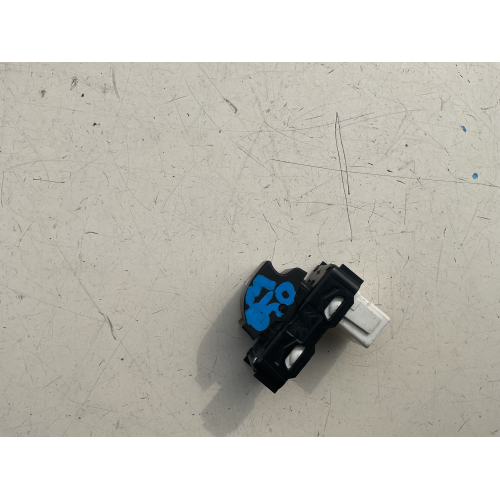 13483539 PULSANTE COMANDO ALZAVETRO CITROEN C3 ANNO 2018