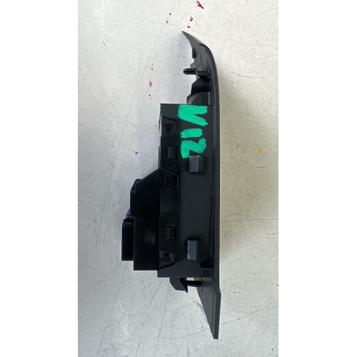13301886 GRUPPO COMANDI ALZACRISTALLI 1 TASTO DX ANTERIORE OPEL ASTRA J 2015 