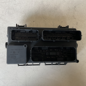 51737884 CENTRALINA FUSIBILIERA SCATOLA FUSIBILI RELÈ FIAT GRANDE PUNTO 1.2