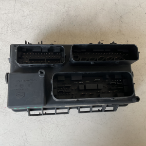 51737884 CENTRALINA FUSIBILIERA SCATOLA FUSIBILI RELÈ FIAT GRANDE PUNTO 1.2