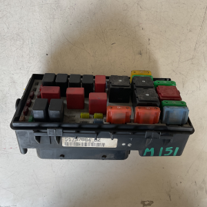 51737884 CENTRALINA FUSIBILIERA SCATOLA FUSIBILI RELÈ FIAT GRANDE PUNTO 1.2