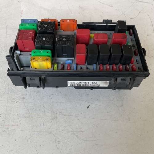 51736451 SCATOLA PORTA FUSIBILI PER FIAT Grande Punto 1° Serie 51736451 350A1000 BENZINA