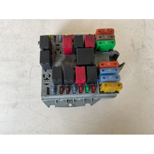 46835603 CENTRALINA SCATOLA FUSIBILI FIAT PUNTO (188) 1.3 MULTIJET ANNO 2004