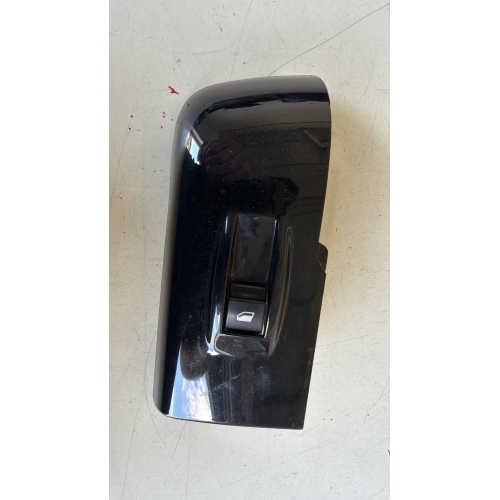 96762292ZD PULSANTIERA COMANDO ALZAVETRO ANTERIORE DESTRA CITROEN C3 1.2 B 61KW 2018