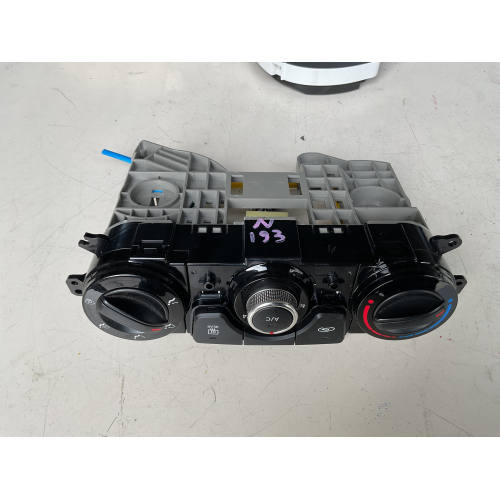 97250-4P540 CENTRALINA GRUPPO DI COMANDO CLIMA HYUNDIA I20 2014
