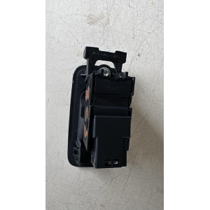GX73-23873-CAW COMANDO PULSANTE ALZAVETRO ANTERIORE DESTRO JAGUAR XE 2.0 D 120KW 2016