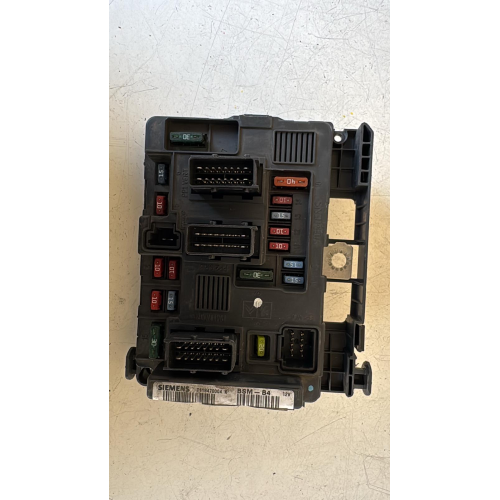 9643498780-00  T118470004K CENTRALINA SCATOLA PORTA FUSIBILI CITROEN C3 1.4 D 66KW 2004 