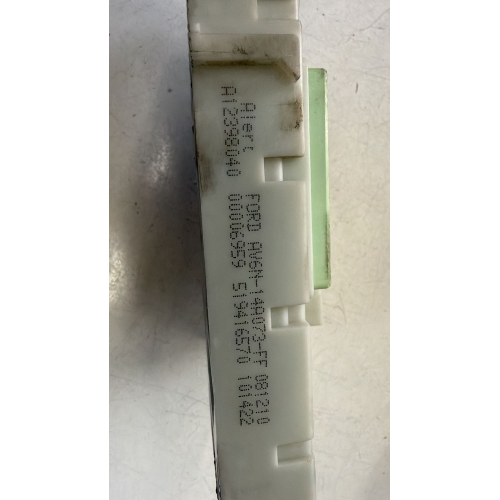 AV6N14A073FF  AV6N14A073FF SCATOLA FUSIBILI FORD C-MAX II (DXA-CB7) 1.6 TDCI 8V MAN 6M 116CV 2011 5P MONOVOLUME AG48166    A12398040 00006959  519416570