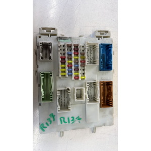 AV6N14A073FF  AV6N14A073FF SCATOLA FUSIBILI FORD C-MAX II (DXA-CB7) 1.6 TDCI 8V MAN 6M 116CV 2011 5P MONOVOLUME AG48166    A12398040 00006959  519416570