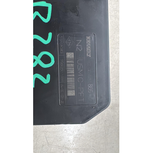 8200481866 CENTRALINA SCATOLA PORTAFUSIBILI / BODY RENAULT SCENIC 1.5 DCI 2007 7950507556  51958083  