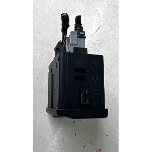 156105388 USB AUX SD ALFA ROMEO GIULIETTA 1.6 DIESEL 88KW ANNO 2015 TIPO MOTORE 940C1000 