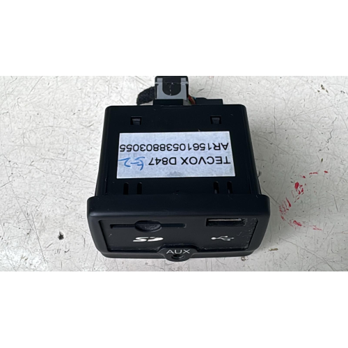 156105388 USB AUX SD ALFA ROMEO GIULIETTA 1.6 DIESEL 88KW ANNO 2015 TIPO MOTORE 940C1000 