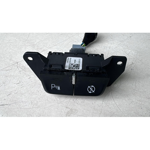 156103046 156104763 INTERRUTTORE CENTRALINA SENSORI DI PARCHEGGIO ALFA ROMEO GIULIETTA 1.6 DIESEL 88KW ANNO 2015 TIPO MOTORE 940C1000 