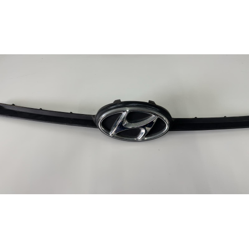 86851-B9500 GRIGLIA SUPERIORE PARAURTI ANTERIORE Hyundai i10 IA 1.0 Benzina 67CV 49kW G3LA ANNO 2017