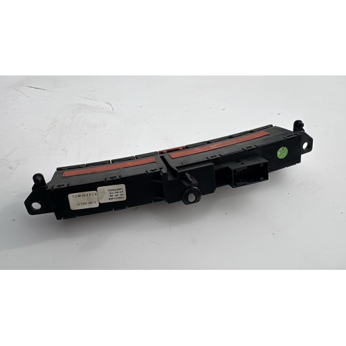 735571360  PULSANTIERA CENTRALE PER FIAT 500 L Serie (351_352) 735575221  F330204201