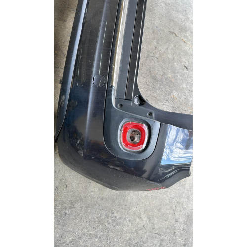 PARAURTI POSTERIORE PER FIAT 500 L Serie (351_352) 2014 CON GRAFFI E FANALINO ROTTO 