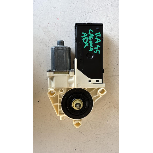 807300002R Motore alzacristalli anteriore destro RENAULT LAGUNA 3  2012 978410-103 978932.101 988572-103 00098-6 978408-100 0130822331