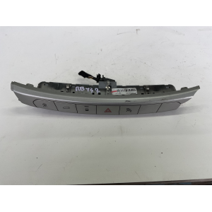 07356464180 PULSANTIERA CENTRALE PER FIAT Tipo berlina 5p 07356464180 (15>)