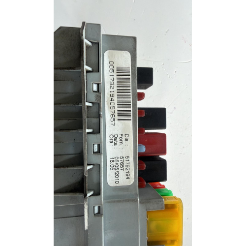 51792194 SCATOLA FUSIBILI MAGNETI MARELLI LANCIA YPSILON (843) 1.2 B 8V 60CV BERL 2008