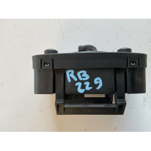 8A6T13A024BB COMANDO LUCI  INTERRUTTORE DI CONTROLLO FORD FIESTA 2010