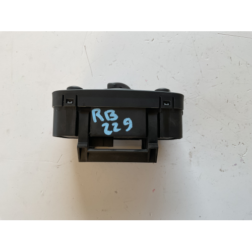 8A6T13A024BB COMANDO LUCI  INTERRUTTORE DI CONTROLLO FORD FIESTA 2010