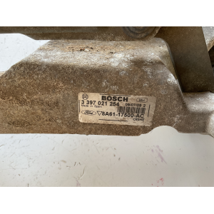 8A61-17500-AC MOTORINO TERGICRISTALLO ANTERIORE PER FORD Fiesta 6° Serie 2010 3397021254 