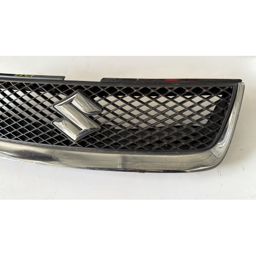 7174265J0 GRIGLIA ANTERIORE SUZUKI Grand Vitara II SUV 1.9 DDiS Diesel 129CV 95kW F9QB da anno 2008